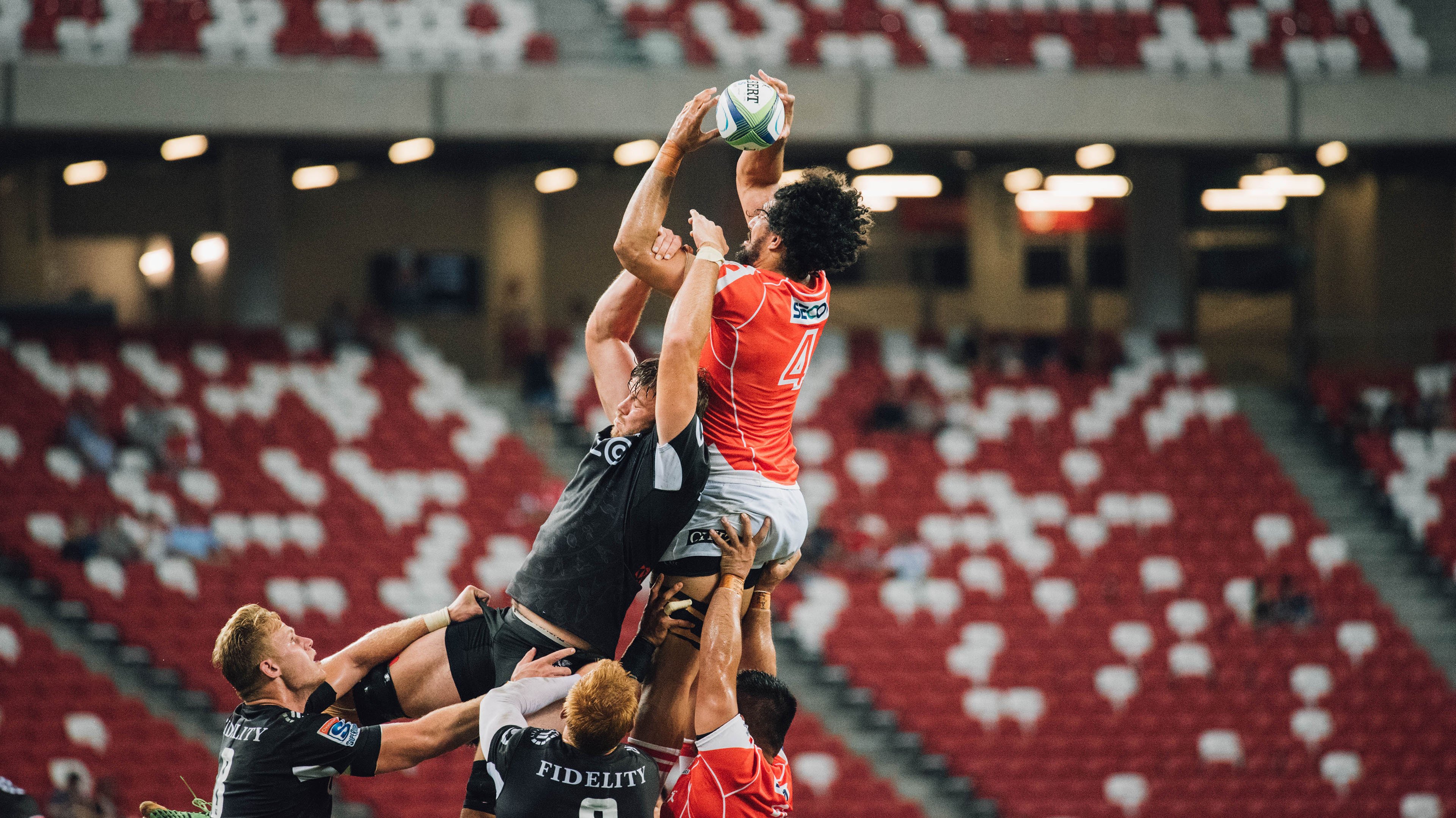 绝境中的逆袭，拉塞尔关键制胜，索伯车队如何逆转梅赛德斯王朝？