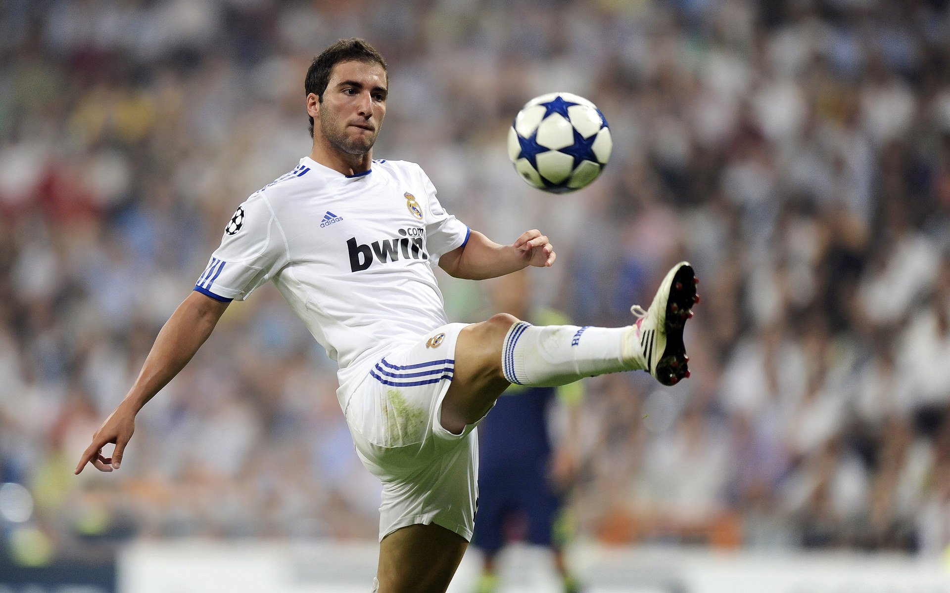 北欧风暴与东方意志的鏖战，郑思维高光点亮丹麦赛场的亚洲之夜